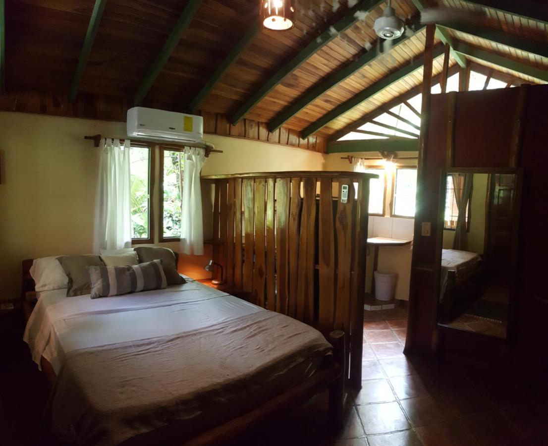 Pachamama Lodge Playa Santa Teresa  Phòng bức ảnh